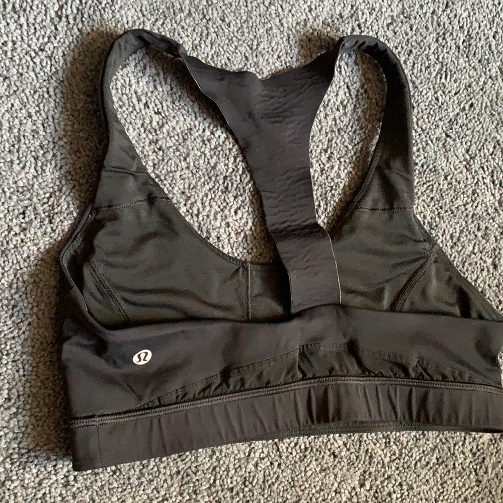 Sports bra